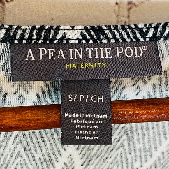 A Pea In The Pod Maternity Short Sleeve Top Small - Picture 4 of 5